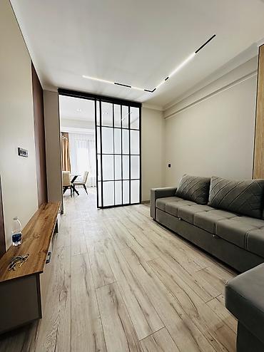 Продажа квартир: 2 комнаты, 55 м², 2 этаж, Дизайнерский ремонт — 1
