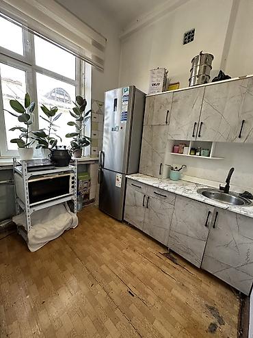 квартиры ошский рынок: 2 комнаты, 49 м², Сталинка, 3 этаж, Старый ремонт — 5