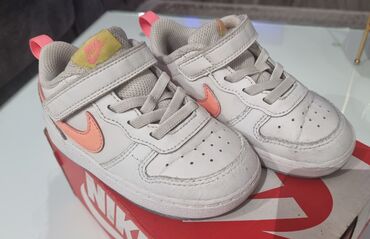 velicina 128 je za uzrast: Nike, Size - 25