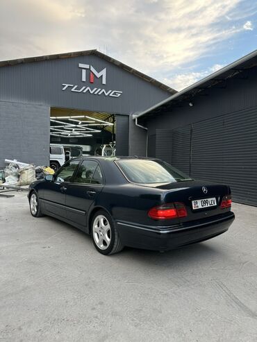 стекло на фару гольф 3: Mercedes-Benz E-Class: 2001 г., 4.3 л, Автомат, Бензин, Седан