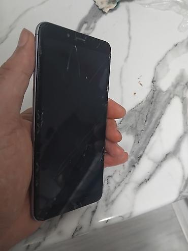 redmi pad 5: Redmi 6, 64 GB, rəng - Gümüşü, İki sim kartlı, Face ID, Qırıq — 2
