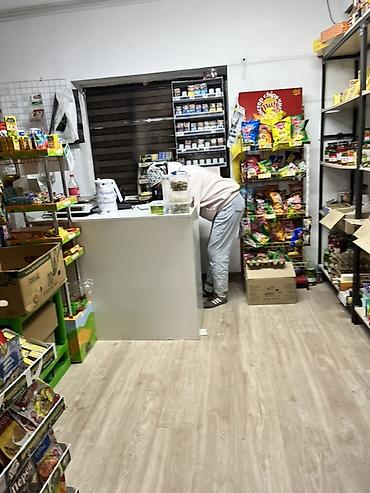 Торговля: Продажа бизнеса Магазин, Продукты, Вместе с: Оборудование и мебель — 3