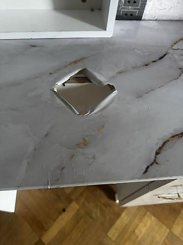 salon oturacaqlari: Düz masa, Siyirməli, Polkalı, Laminat, Kredit yoxdur — 5