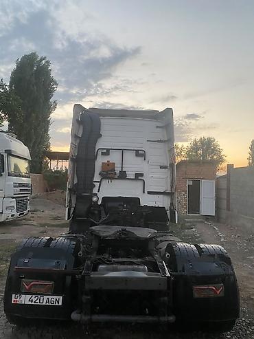 синотрук хово: Тягач, Volvo, 2002 г., Бортовой — 4