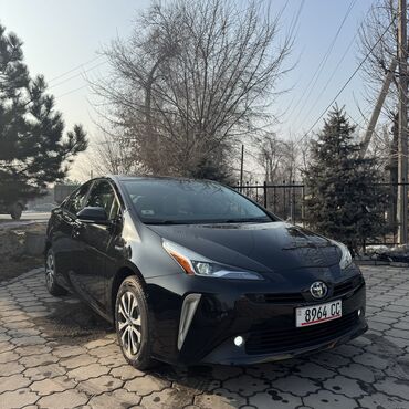 продаю прадо: Toyota Prius: 2019 г., 1.8 л, Вариатор, Гибрид, Хэтчбэк