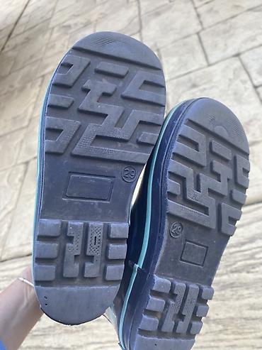 Paketi dečije odeće: Dečija obuća – paket 1) Zimske čizme za decu, tamnosive sa neon žutim — 10