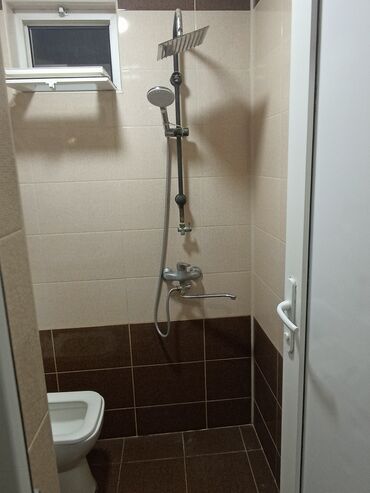 Həyət evləri və villaların satışı: Salam. Lokbatanda 70 metr medeniyyet sarayiyla mesafede, 2 mertebeden — 9