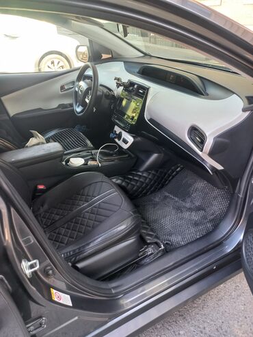 toyota prius 2012: Toyota Prius: 2016 г., 1.8 л, Вариатор, Гибрид, Хэтчбэк
