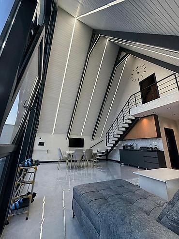 Günlük kirayə evlər: A-Frame tipli müasir bağ evi – hovuzlu - Memarlıq: Üçbucaq formalı — 13