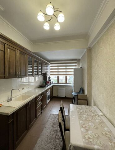 Долгосрочная аренда квартир: 3 комнаты, Собственник — 8