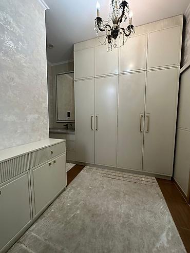 Долгосрочная аренда домов: 280 м², 6 комнат, Кондиционер, Бронированные двери, Парковка — 4