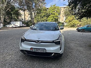 start line champion: Электромобиль Weltmeister (WM Motor) EX5-Z / EX5, белый кузов — 1