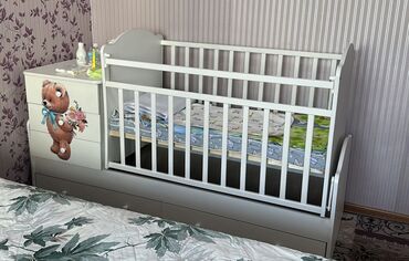 Другие товары для детей: Продаю детскую кроватку 2в1 в комплекте матрас и балдахин