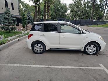 voxy noah: Toyota Ist: 2003 г., 1.3 л, Автомат, Бензин, Хэтчбэк — 5