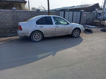 жетта машина: Volkswagen Bora: 2001 г., 2 л, Бензин