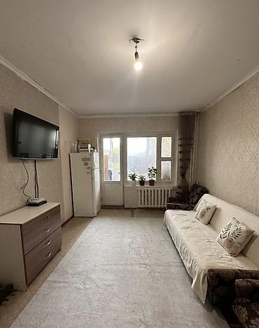 Продажа квартир: 1 комната, 35 м², 105 серия, 1 этаж, Старый ремонт — 1