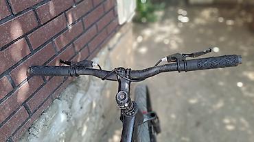 velosiped enduro: BMX tipli velosiped - Rəng: qara-qırmızı - Korpus: qısa BMX üslubunda — 3
