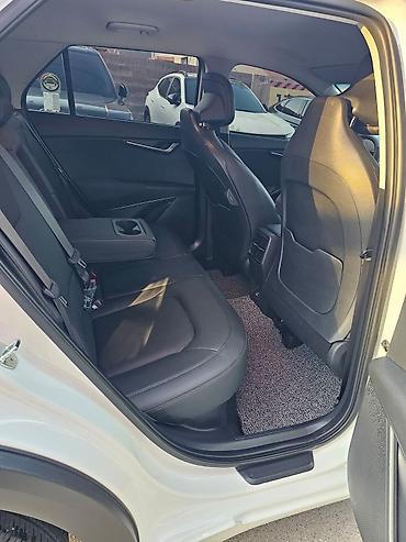 Kia: Kia Niro: 2022 г., Гибрид, Кроссовер — 16