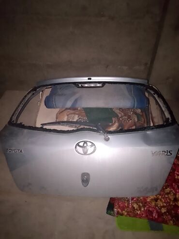 тойота сцион: Крышка багажника Toyota, Оригинал