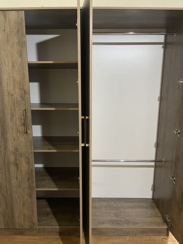встроенные шкафы купе: Шкаф для одежды, Прямой, ЛДСП