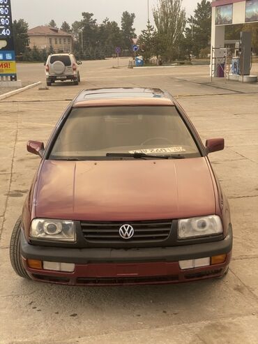 гольф 3 сидения: Volkswagen Vento: 1993 г., 1.8 л, Механика, Бензин, Седан