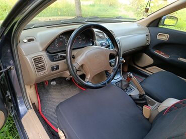 Nissan: Nissan Maxima: 3 l | 1998 il Sedan