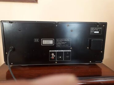 Zvučnici i stereo sistemi: Sony CDP-CX 200 plejer lepo ocuvan, ima mnogo funkcija. Sve sto sam na lalafo.rs — 8 Zvučnici i stereo sistemi: Sony CDP-CX 200 plejer lepo ocuvan, ima mnogo funkcija. Sve sto sam — 8