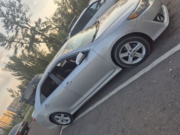 не знаю от какой машины: Toyota Camry: 2013 г., Автомат, Бензин, Седан