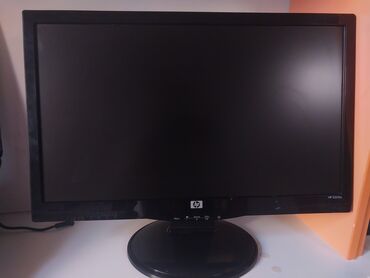 Monitorlar: HP S2031a monitor isleyir hec bir problemi yoxdur