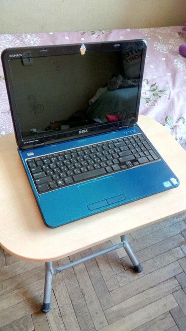 Noutbuk və netbuklar: Kompyuter Dell inspirion 5110. Qiymet-350azn. Zaradka snuru biraz