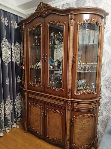 mavi divan: Klassik üslublu qonaq otağı mebel dəsti - Divan: Zərif qızılı oyma — 4