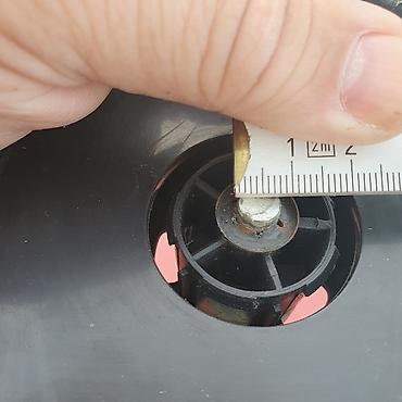 rostilj: Točkovi za električnu kosilicu. Skinuti su sa kosilice Villager Villy — 2