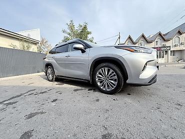 2 8: Toyota Highlander: 2022 г., 2.5 л, Автомат, Гибрид, Кроссовер — 7
