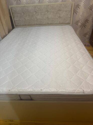 Yataq otağı dəstləri: İkinəfərlik çarpayı — 6