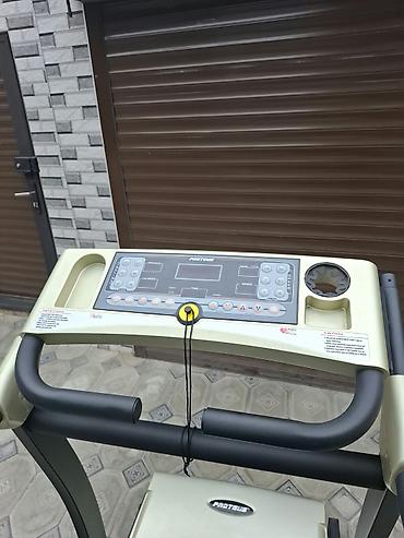 qaçiş: Beqavoy PROTEUS-8860 professional 150kq ceki goturur. Cox iri — 2