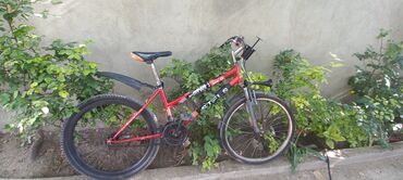 İdman velosipedləri: İşlənmiş Trek velosipedi Desna, 26", sürətlərin sayı: 30, Ünvandan götürmə