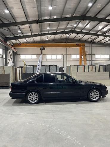bud e9: BMW 5 series: 1989 г., 2.6 л, Механика, Бензин, Седан — 1