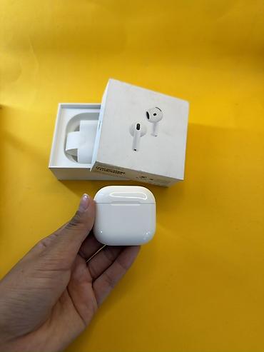 Кулакчындар: Зымсыз ичине салынуучу кулакчындар, Apple, AirPods 4, Колдонулган — 2