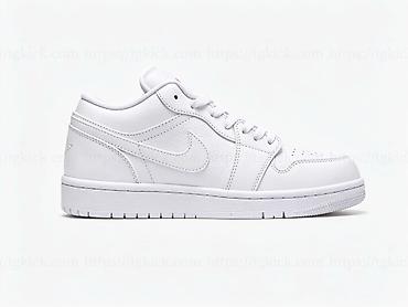 jordan 1: Məhsul: Air Jordan 1 Low “Triple White” (tam ağ) Ciddi Alıcılar Yazıb — 4