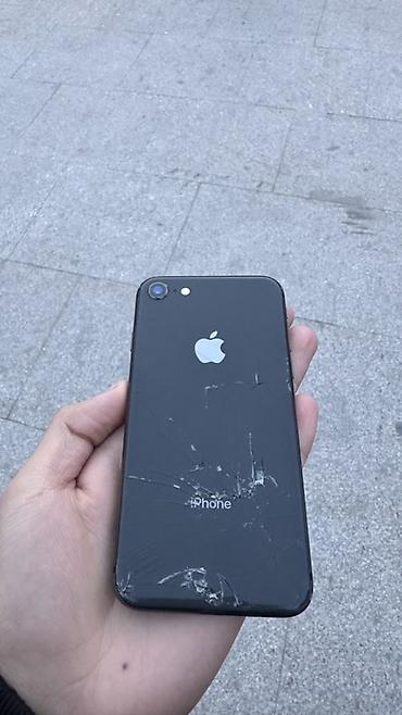 aplle 8: Продаётся iPhone в чёрном цвете с кнопкой Home и Touch ID. Смартфон — 3