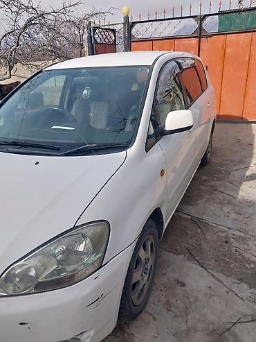 Toyota: Toyota Ipsum: 2002 г., Минивэн — 3