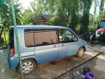 дом на колосах: Honda Mobilio: 2003 г., 1.5 л, Вариатор, Бензин, Минивэн