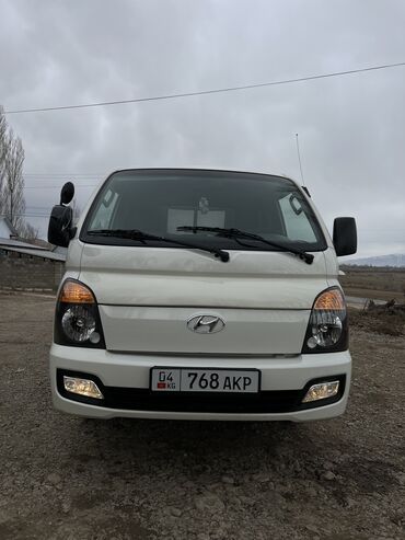 срочно продаю зил: Hyundai Porter: 2018 г., 2.5 л, Механика, Дизель