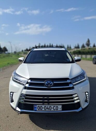 Toyota: Toyota Highlander: 2018 г., 3.5 л, Вариатор, Гибрид, Кроссовер