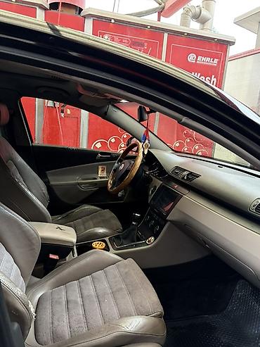 Volkswagen: Auto je u besprekornom stanju. Pre 8.000 km urađen mali servis — 9