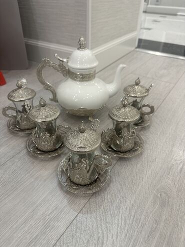 Наборы посуды: Распродаю Набор мельхиоровой посуды -дёшево 1.ваза для фруктов -2 шт — 10