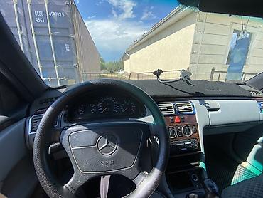 степ эреф 1: Mercedes-Benz E-Class: 1996 г., 2.3 л, Кол менен иштөөчү, Бензин, Седан — 6