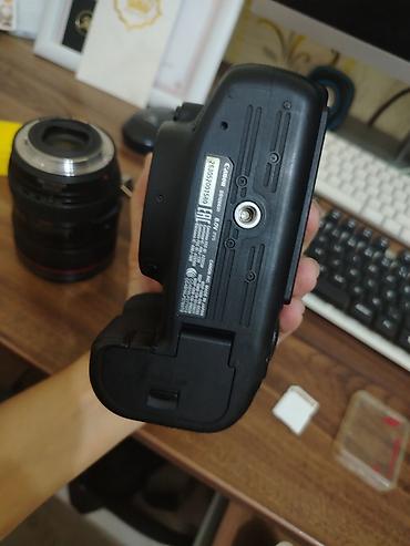 ikinci el video kamera: Canon 6d mark 2 body satılır sıfırdan özümde olun kutusuda var tek — 6