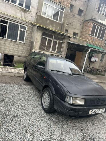 Volkswagen: Volkswagen Passat Variant: 1992 г., 1.8 л, Механика, Бензин, Универсал — 3