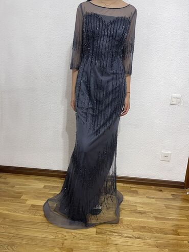 джинсовое платье с длинным рукавом: Платье вечернее 48-50 размер, б/у, цена 4000 сом